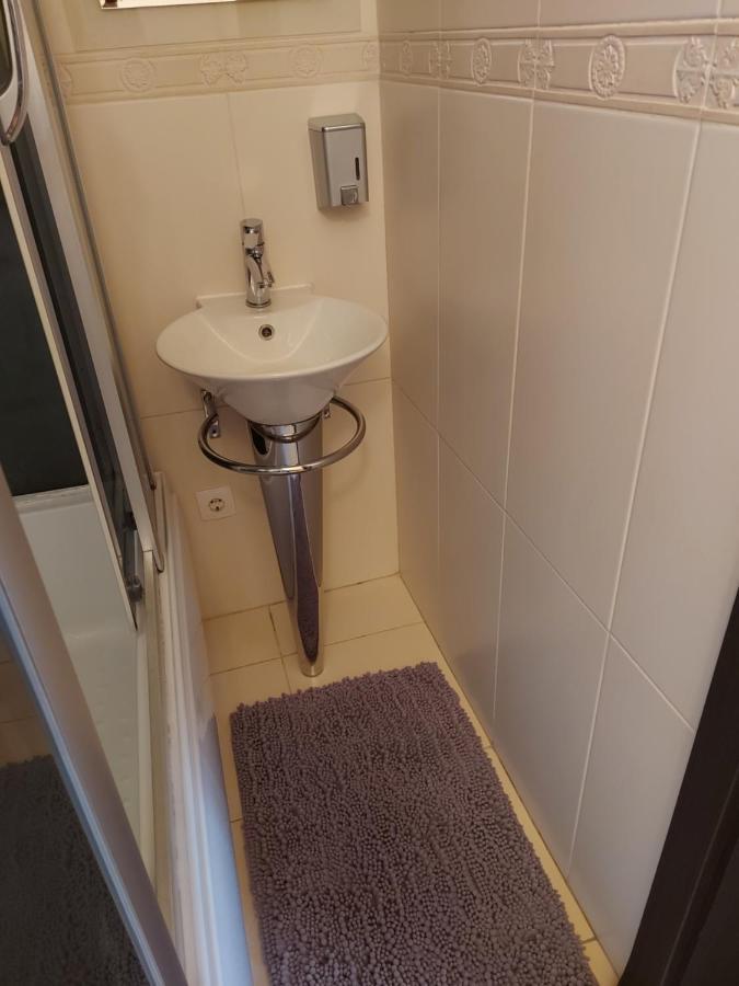 Central Point Apartment 리비프 외부 사진